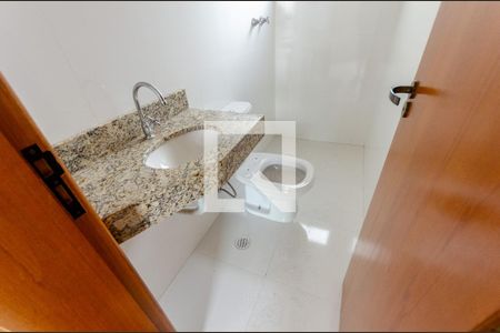 Casa de condomínio à venda com 96m², 3 quartos e 3 vagas Casa de condomínio à venda com 96m², 3 quartos e 3 vagasBanheiro da Suíte