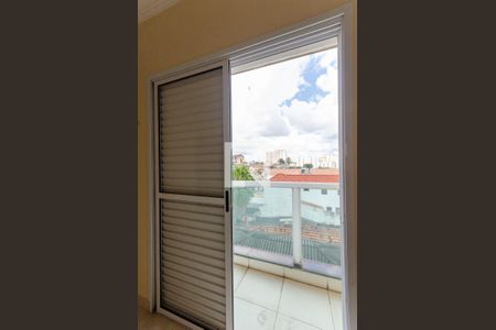 Casa de condomínio à venda com 96m², 3 quartos e 3 vagas Casa de condomínio à venda com 96m², 3 quartos e 3 vagasSuíte