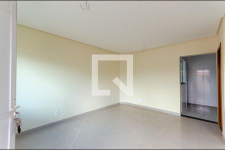 Casa de condomínio à venda com 96m², 3 quartos e 3 vagas Casa de condomínio à venda com 96m², 3 quartos e 3 vagasSala