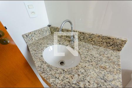 Casa de condomínio à venda com 96m², 3 quartos e 3 vagas Casa de condomínio à venda com 96m², 3 quartos e 3 vagasBanheiro