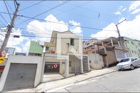 Casa de condomínio à venda com 96m², 3 quartos e 3 vagas Casa de condomínio à venda com 96m², 3 quartos e 3 vagasFachada