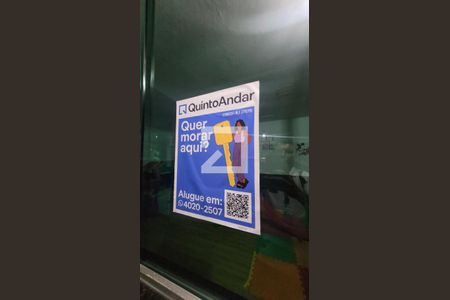 Apartamento para alugar com 60m², 2 quartos e sem vagaPlaca instalada