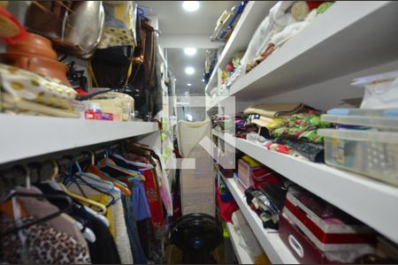 Apartamento para alugar com 60m², 2 quartos e sem vagaCloset