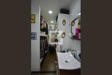 Apartamento para alugar com 60m², 2 quartos e sem vagaBanheiro da Suíte