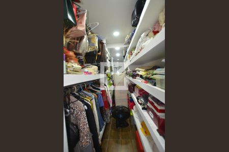 Apartamento para alugar com 60m², 2 quartos e sem vagaCloset