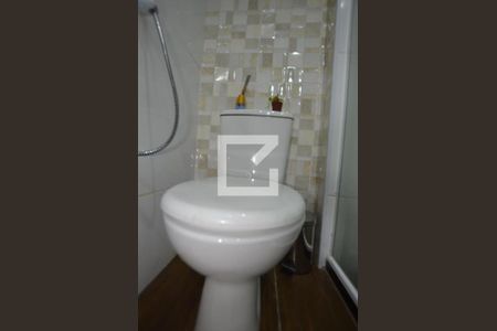 Apartamento para alugar com 60m², 2 quartos e sem vagaBanheiro da Suíte