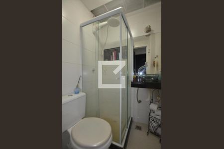 Apartamento para alugar com 60m², 2 quartos e sem vagaBanheiro social