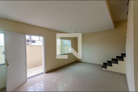 Casa de condomínio à venda com 96m², 3 quartos e 3 vagas Casa de condomínio à venda com 96m², 3 quartos e 3 vagasSala