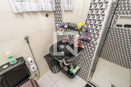 Apartamento à venda com 64m², 2 quartos e sem vagaBanheiro