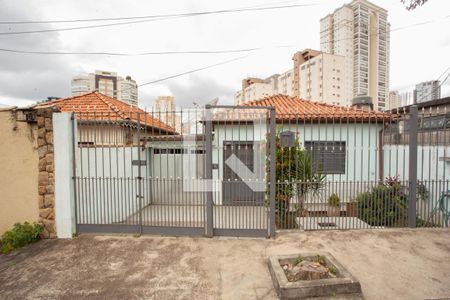 Casa à venda com 200m², 4 quartos e 2 vagasFACHADA