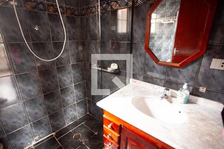 Casa à venda com 200m², 4 quartos e 2 vagasBANHEIRO