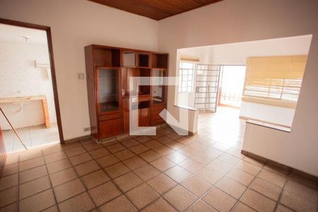 Casa à venda com 200m², 4 quartos e 2 vagasSALA DE JANTAR