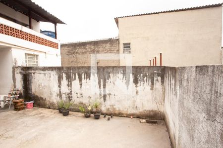 Casa à venda com 200m², 4 quartos e 2 vagasQUINTAL