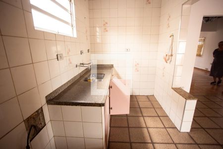 Casa à venda com 200m², 4 quartos e 2 vagasCOZINHA