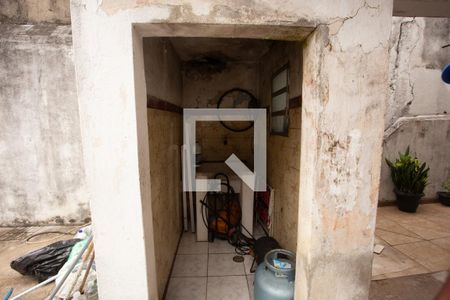 Casa à venda com 200m², 4 quartos e 2 vagasQUINTAL