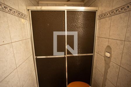 Casa à venda com 200m², 4 quartos e 2 vagasCASA DOS FUNDOS