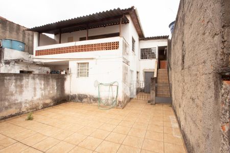 Casa à venda com 200m², 4 quartos e 2 vagasQUINTAL