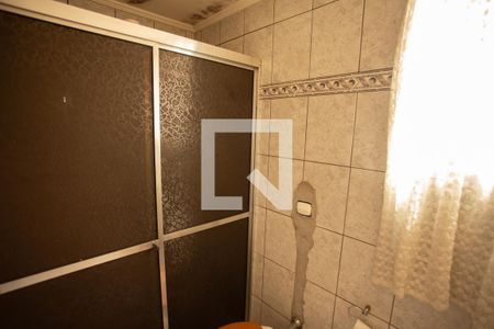 Casa à venda com 200m², 4 quartos e 2 vagasCASA DOS FUNDOS