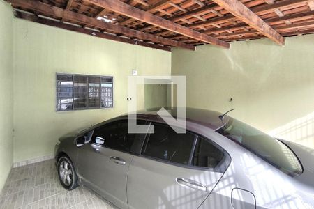 Casa à venda com 100m², 3 quartos e 2 vagasÁrea externa 