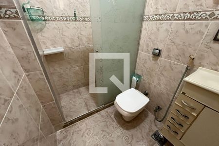 Apartamento à venda com 72m², 2 quartos e 1 vaga Apartamento à venda com 72m², 2 quartos e 1 vagaBanheiro