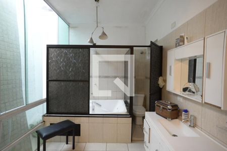 Casa à venda com 190m², 4 quartos e 3 vagasBanheiro da Suíte