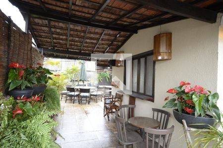 Casa à venda com 190m², 4 quartos e 3 vagasTerraço