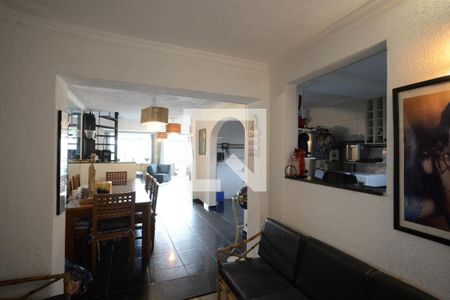 Casa à venda com 190m², 4 quartos e 3 vagasSala de Estar