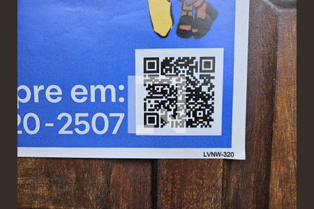 Casa à venda com 190m², 4 quartos e 3 vagas Casa à venda com 190m², 4 quartos e 3 vagasFachada