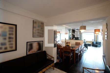 Casa à venda com 190m², 4 quartos e 3 vagasSala de Estar