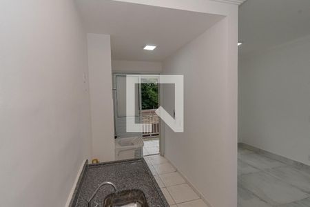 Apartamento para alugar com 60m², 2 quartos e 1 vaga Apartamento para alugar com 60m², 2 quartos e 1 vagaCozinha e Área de Serviço