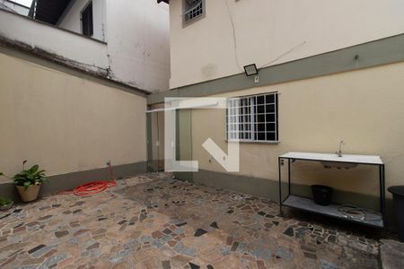 Casa para alugar com 300m², 5 quartos e 3 vagas Casa para alugar com 300m², 5 quartos e 3 vagasQuintal