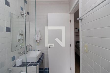 Casa para alugar com 300m², 5 quartos e 3 vagas Casa para alugar com 300m², 5 quartos e 3 vagasBanheiro da Suíte 1
