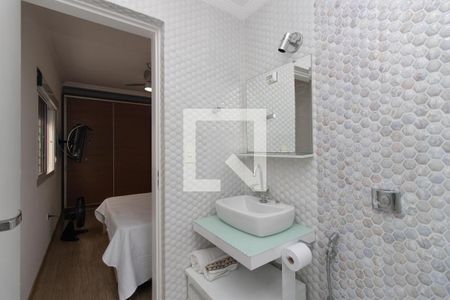 Casa para alugar com 300m², 5 quartos e 3 vagas Casa para alugar com 300m², 5 quartos e 3 vagasBanheiro da Suíte 2