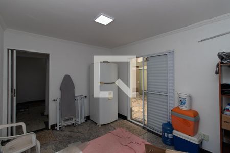 Casa para alugar com 300m², 5 quartos e 3 vagas Casa para alugar com 300m², 5 quartos e 3 vagasEdícula