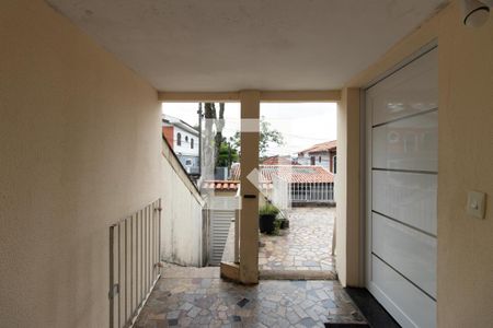 Casa para alugar com 300m², 5 quartos e 3 vagas Casa para alugar com 300m², 5 quartos e 3 vagasHall de Entrada