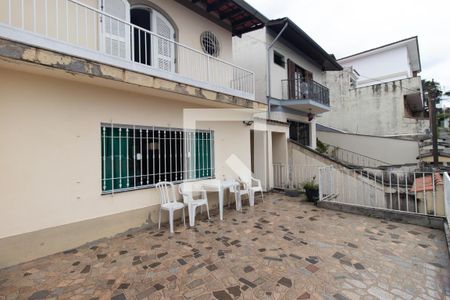Casa para alugar com 300m², 5 quartos e 3 vagas Casa para alugar com 300m², 5 quartos e 3 vagasVaranda