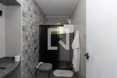 Casa para alugar com 300m², 5 quartos e 3 vagas Casa para alugar com 300m², 5 quartos e 3 vagasBanheiro da Suíte 3