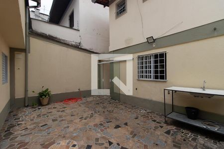 Casa para alugar com 300m², 5 quartos e 3 vagas Casa para alugar com 300m², 5 quartos e 3 vagasQuintal