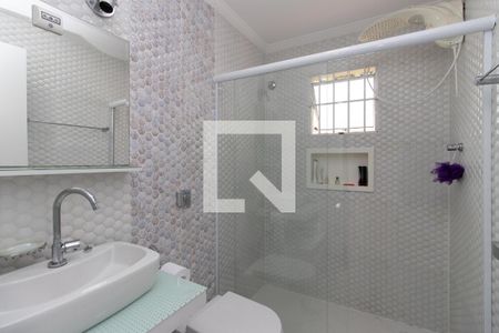 Casa para alugar com 300m², 5 quartos e 3 vagas Casa para alugar com 300m², 5 quartos e 3 vagasBanheiro da Suíte 2