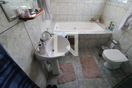 Casa para alugar com 375m², 4 quartos e sem vagaBanheiro