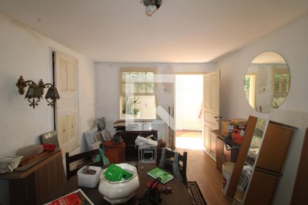 Casa para alugar com 375m², 4 quartos e sem vagaEdícula - Quarto