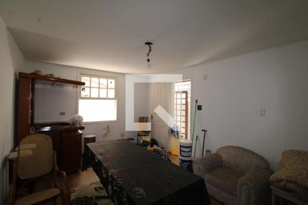Casa para alugar com 375m², 4 quartos e sem vagaEdícula - Quarto