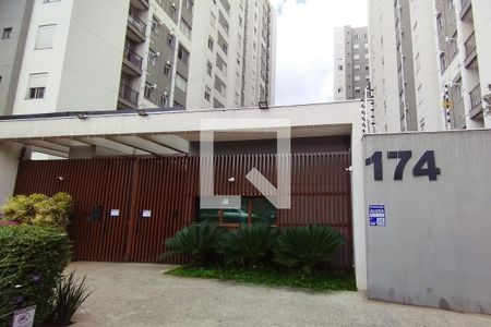 Apartamento para alugar com 43m², 2 quartos e 1 vaga Apartamento para alugar com 43m², 2 quartos e 1 vagaFachada