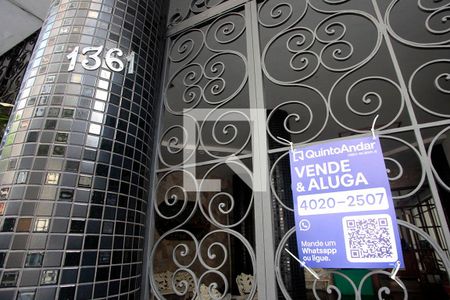 Apartamento à venda com 159m², 3 quartos e 1 vagaPlaquinha