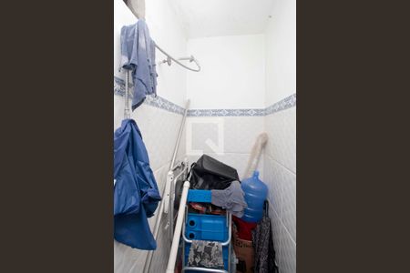 Apartamento à venda com 159m², 3 quartos e 1 vagaÁrea de Serviço + Despensa + Banheiro 3 Lavabo Serviço