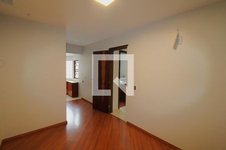 Casa à venda com 396m², 9 quartos e 4 vagasQuarto 3