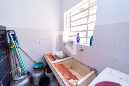 Casa à venda com 250m², 3 quartos e 3 vagas Casa à venda com 250m², 3 quartos e 3 vagasÁrea de Serviço