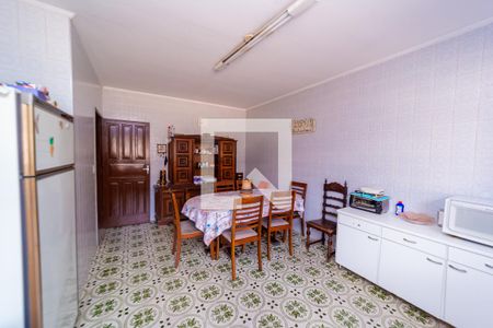 Casa à venda com 250m², 3 quartos e 3 vagas Casa à venda com 250m², 3 quartos e 3 vagasCozinha