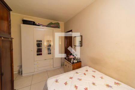 Casa à venda com 250m², 3 quartos e 3 vagas Casa à venda com 250m², 3 quartos e 3 vagasEdícula - Quarto