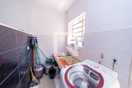 Casa à venda com 250m², 3 quartos e 3 vagas Casa à venda com 250m², 3 quartos e 3 vagasÁrea de Serviço